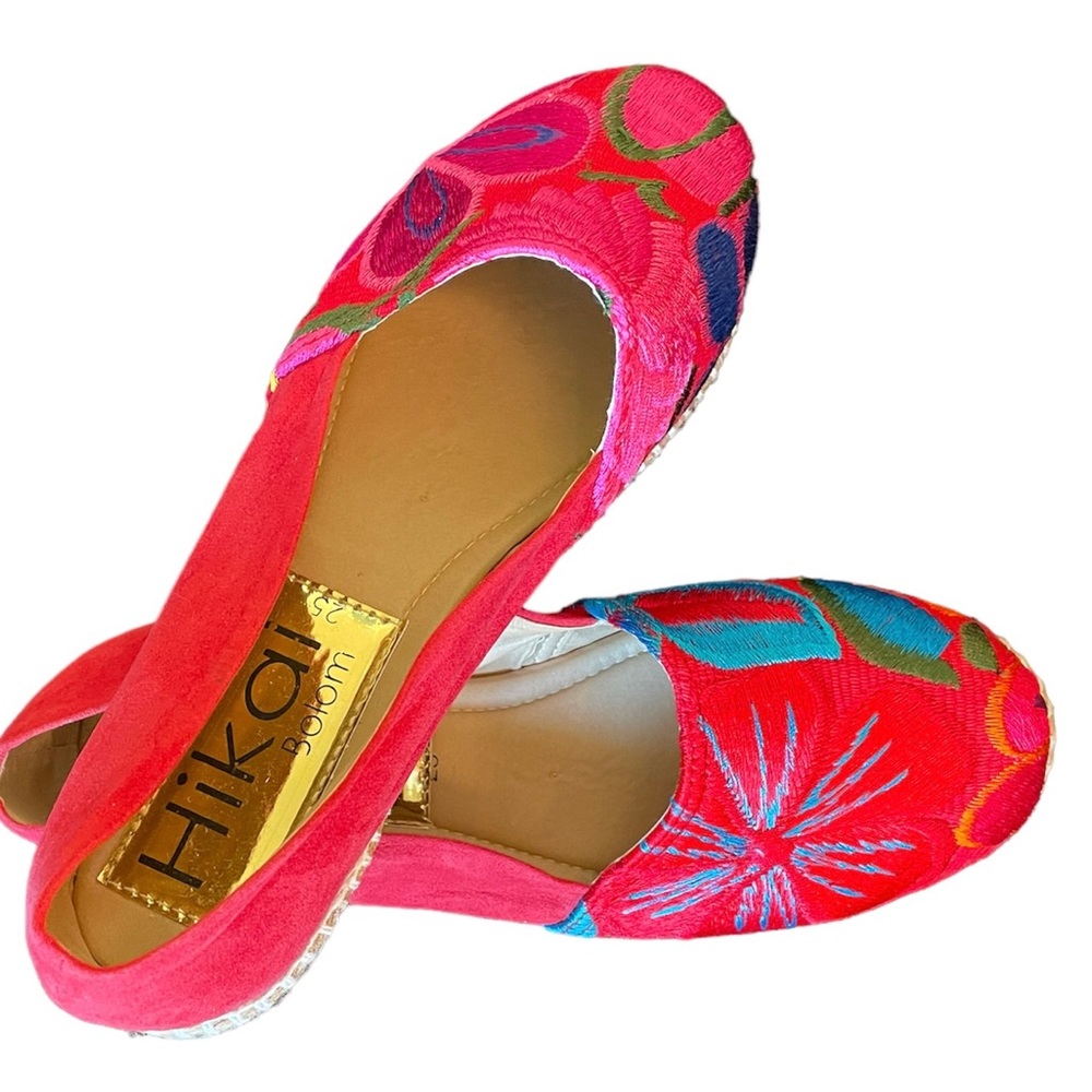 Mexican  Embroidered Shoes, Red Womens Shoes, Womens Embroidered Shoes, Red Flat